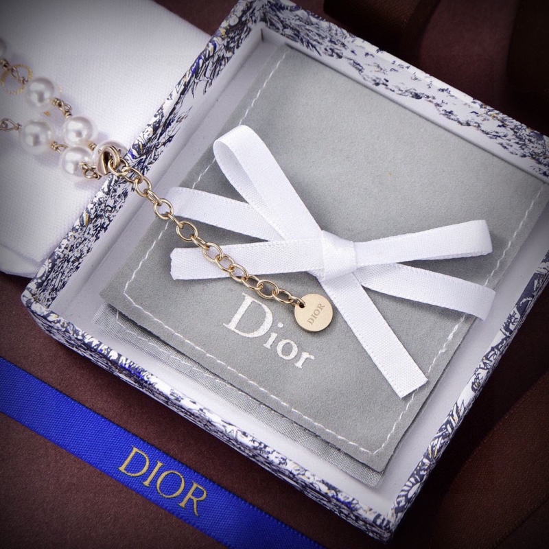 chr1st1an D10r necklaces